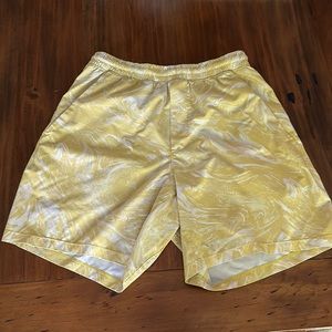 Lululemon Men’s Pacebreaker linerless 7” shorts
